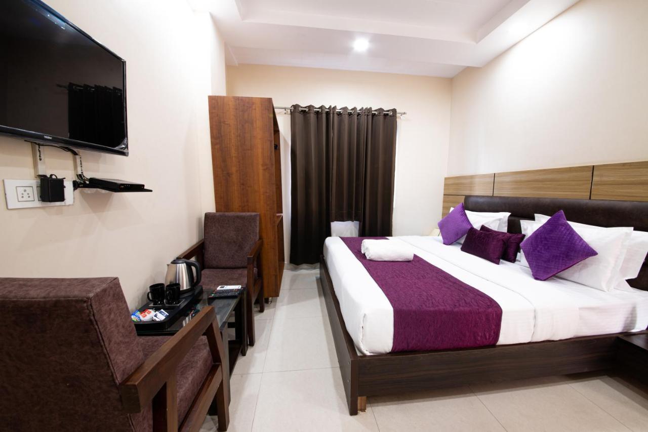 Perfect Stayz Dwarkesh - Hotel Near Haridwar Railway Station 外观 照片